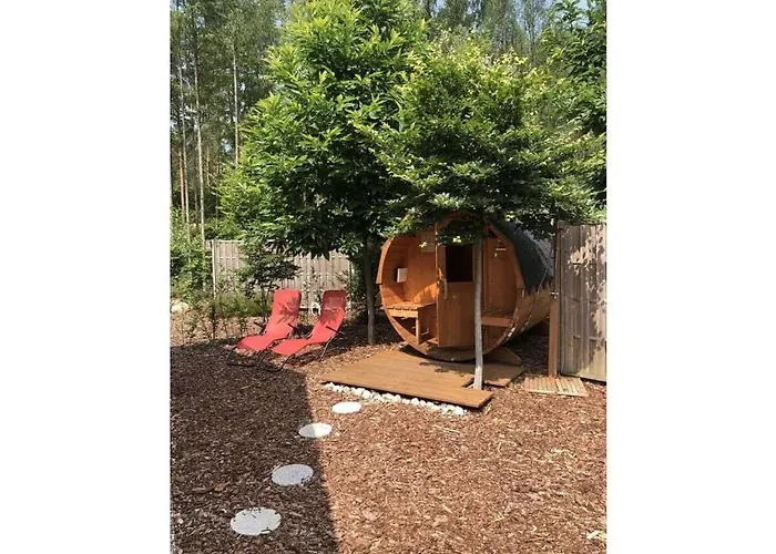 Charming In Husum Апартаменты *